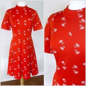 Vintage 70s Red Mock Neck Short Sleeve Midi Dress // Size Large